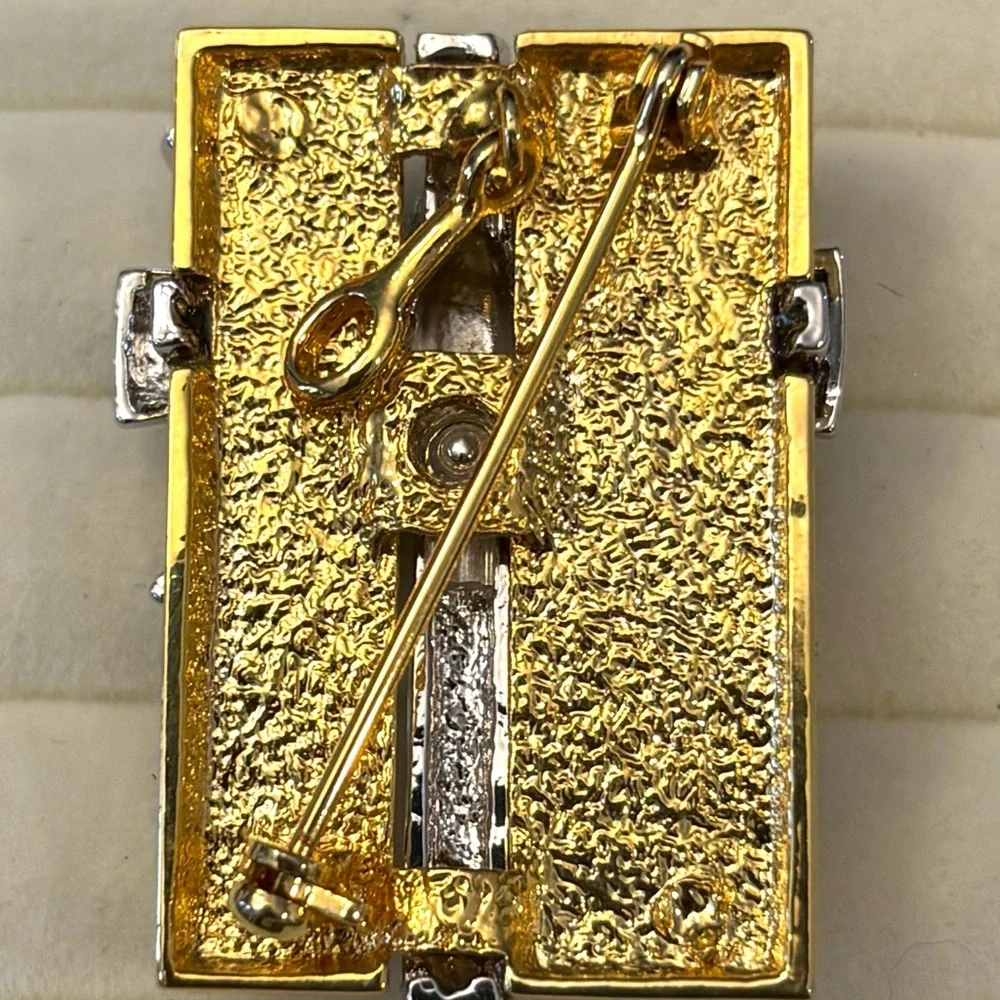 Vintage Premier Design Brooch‎ Pin Christmas Present Silver & Gold Tone Pendant